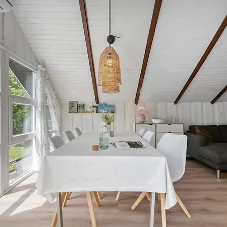 3 Bedroom Awesome In * Oksbøl