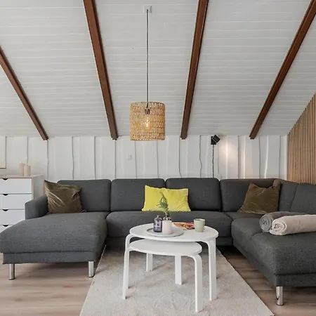 3 Bedroom Awesome In