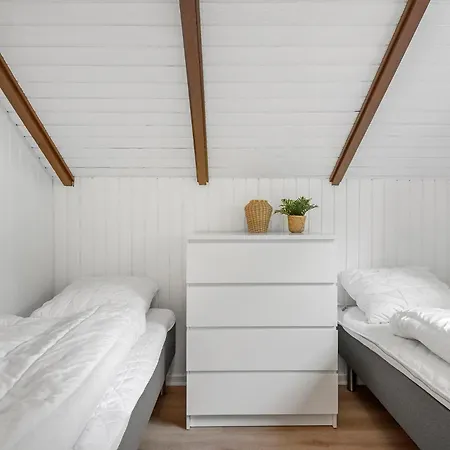 3 Bedroom Awesome In Vakantiehuis Oksbøl